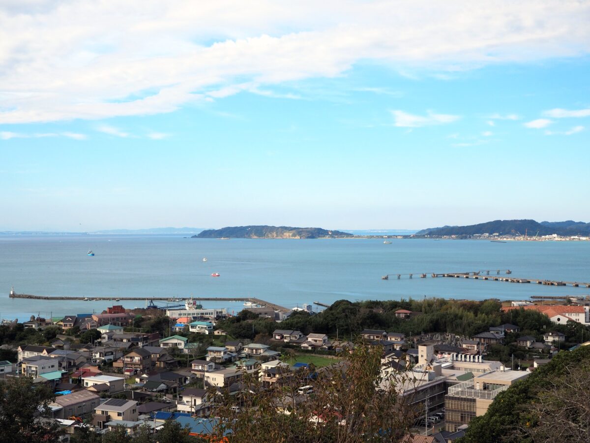 城山公園から望む館山湾 館山市観光協会